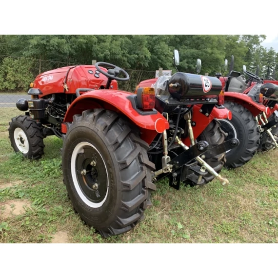 AMS 344 Traktor
